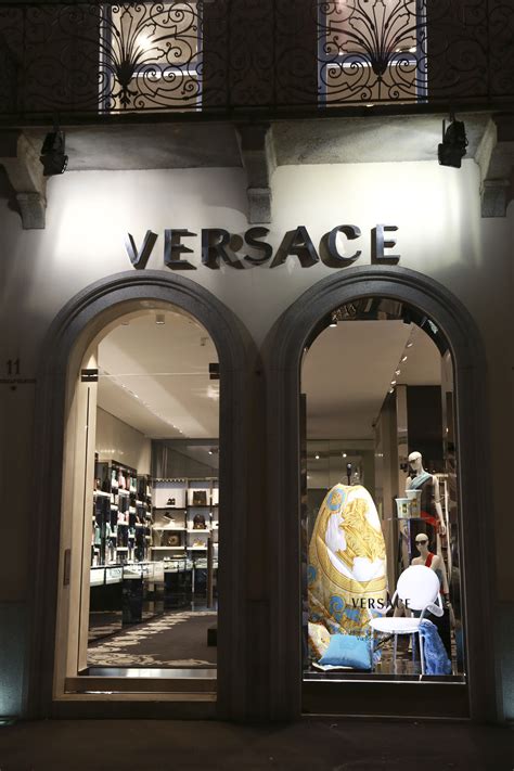 boutique versace suisse